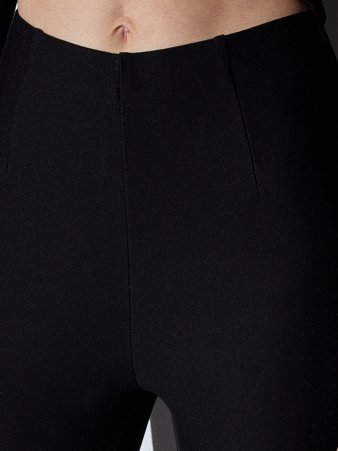 Women's Black Mid-Rise Solid Stretchable Skinny Fit Formal Trouser