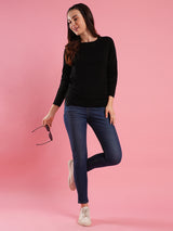 Women's Black Solid Ribbed Knitted Pullover