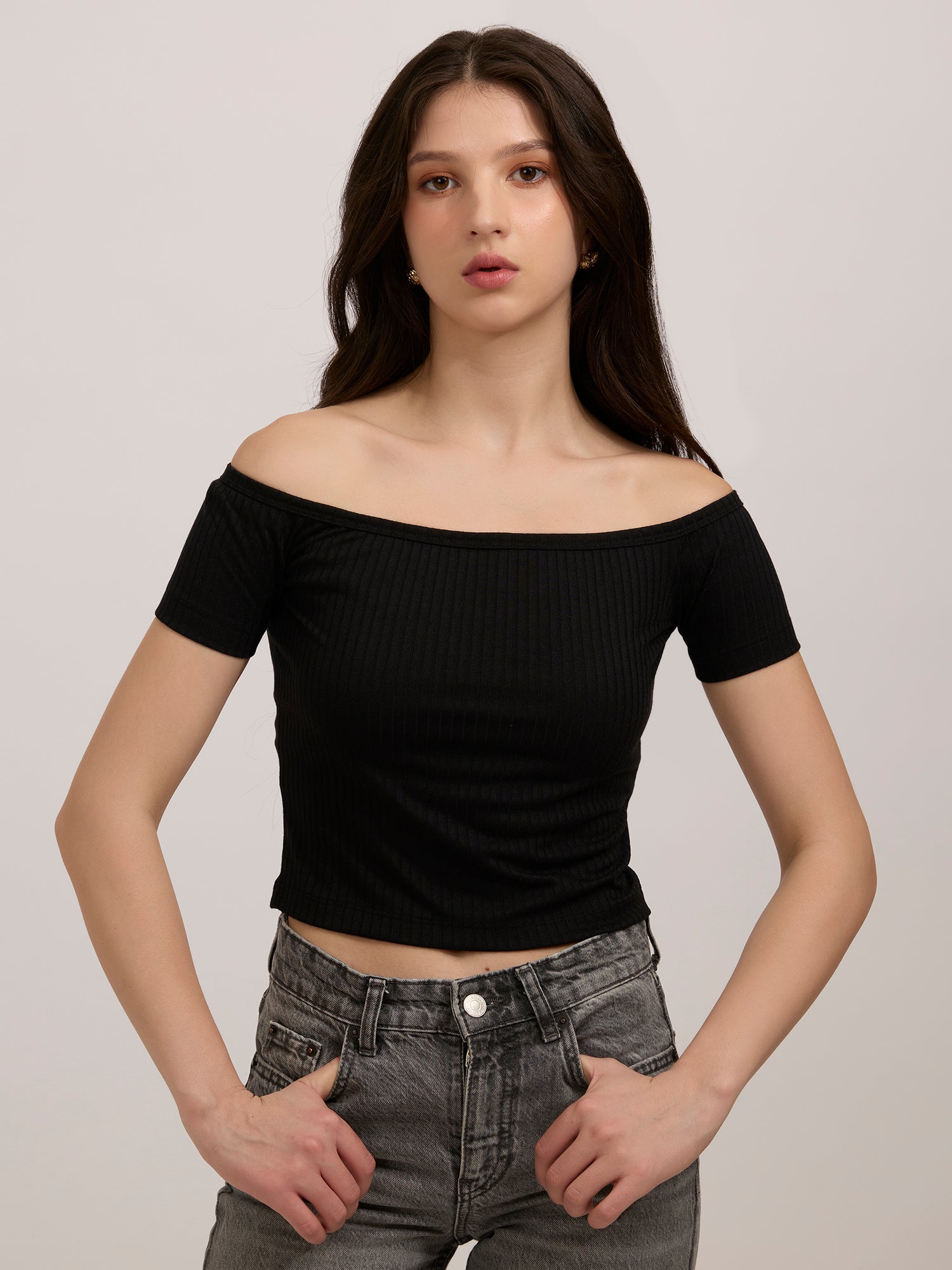Women's Black Casual Fitted Solid Top
