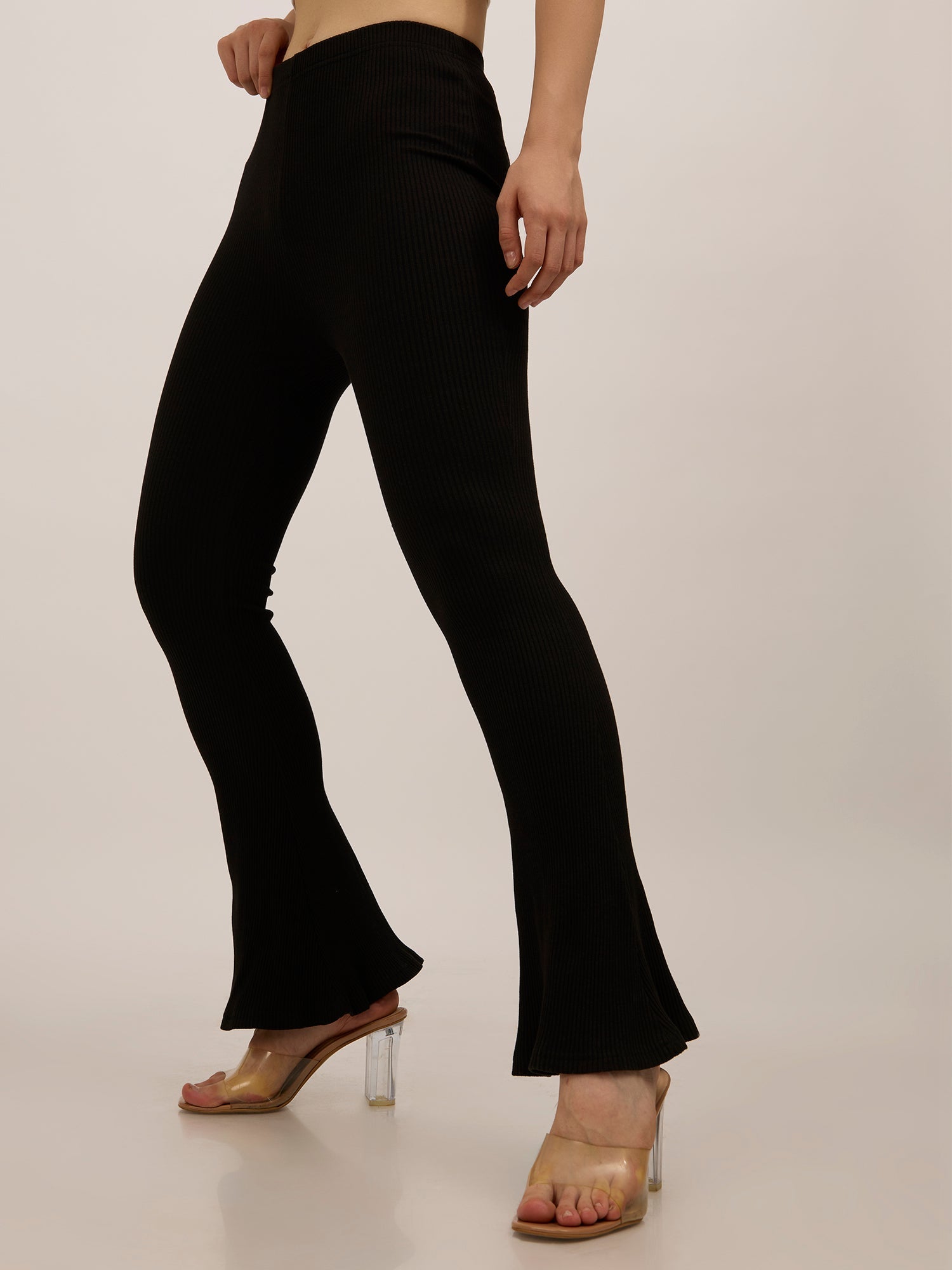 Women's Black Casual Regular Fit Solid Trouser