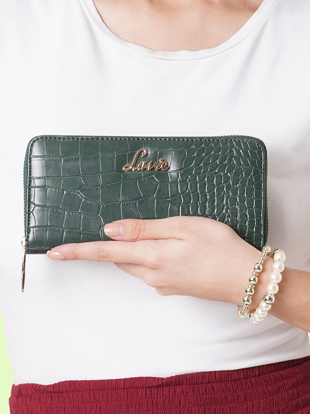 Women's Green Casual Textured Wallet