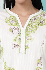 Women's White Floral Floral Printed Flared Cotton Kurta With Trouser