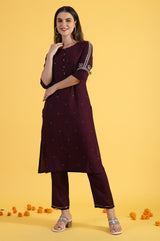 Women's Purple Embroidered Straight Kurta and Straight Pants Set
