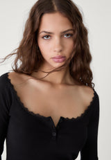 Women's Black Casual Regular Fit Solid Full Sleeves Top