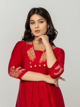 Women's Red Fusion Regular Fit Embroidered Three Quarter Sleeves Kurtas Sets