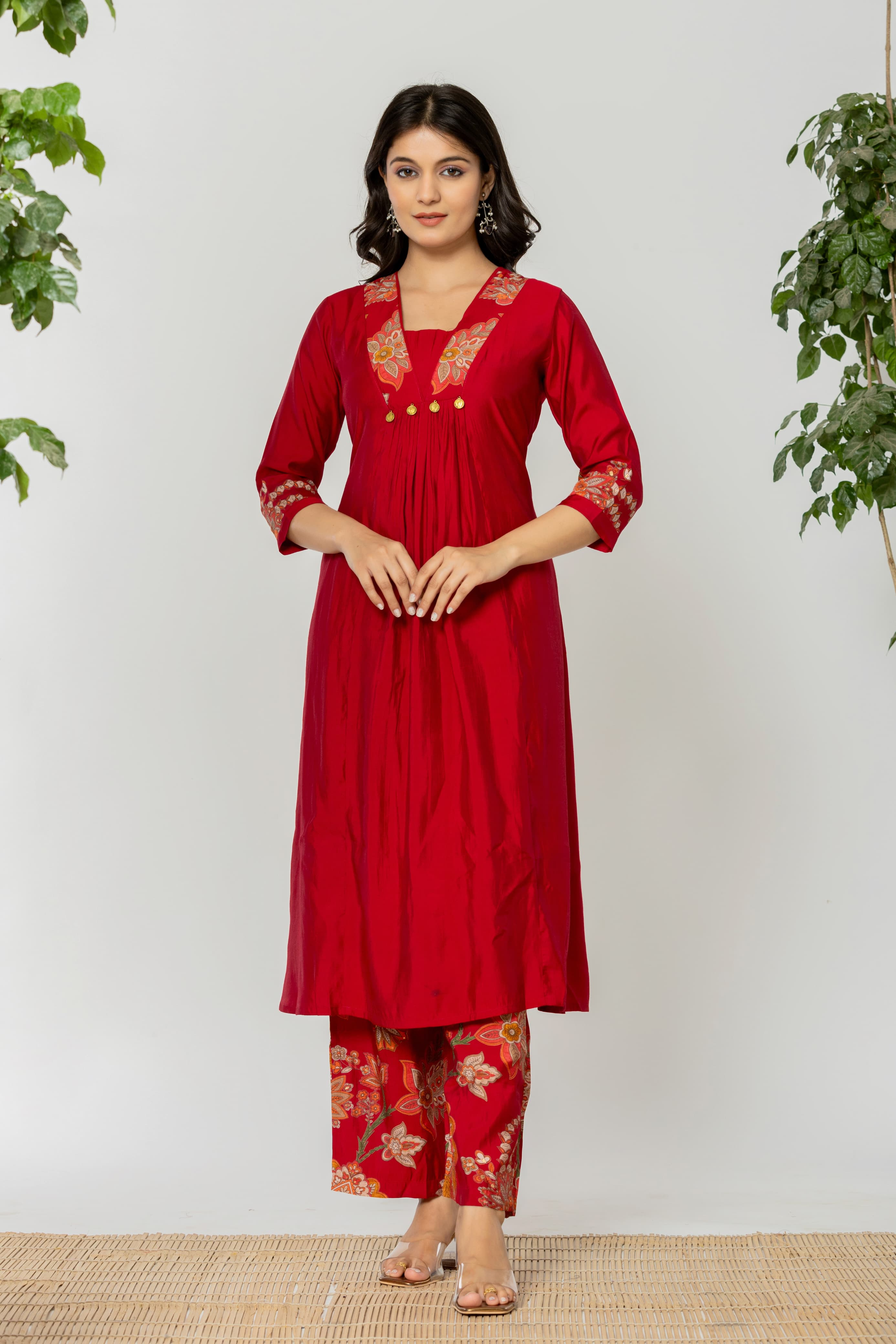Women's Red Fusion Regular Fit Embroidered Three Quarter Sleeves Kurtas Sets