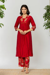 Women's Red Fusion Regular Fit Embroidered Three Quarter Sleeves Kurtas Sets