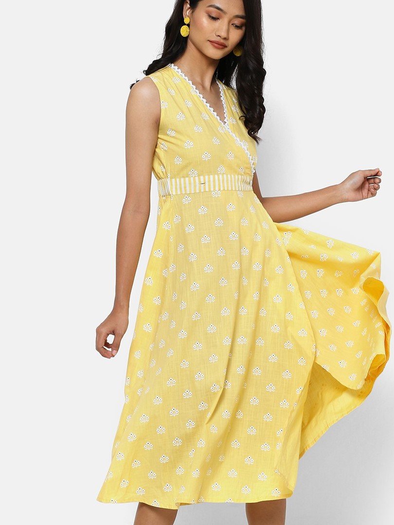 Women's Yellow Casual Regular Fit Printed Dress