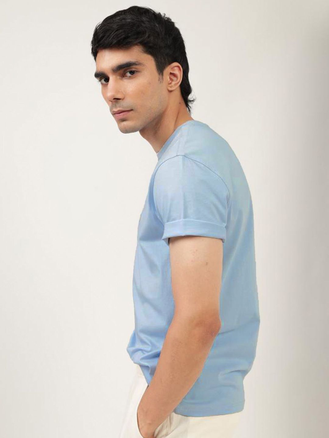 Men's Blue Casual Regular Fit Solid Half Sleeves Tshirt