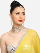 Women's Gold Tone Artificial Stones and Beads Bridal Necklace Earring with Maangtikka Set
