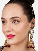 Women's Red and Green Kundan Dazzling Artificial Beads Ethnic Jhumka Earring