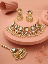 Women's Green Meenakari Kundan Bridal Choker Dazzling Necklace Earring Maangtikka Set