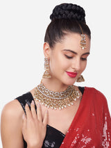 Women's Gold Tone Kundan and Pearls Bridal Choker Necklace Earring Maangtikka Set