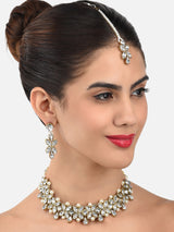 Women's Antique Gold Tone Dazzling Stones Pearls Choker Necklace Earring & Maangtikka Set-ZPFK9365