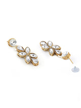 Women's Antique Gold Tone Dazzling Stones Pearls Choker Necklace Earring & Maangtikka Set-ZPFK9365