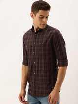 Men's Slim Fit Checkered Full Sleeves Spread Collar Casual Shirt
