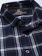 Men's Slim Fit Checkered Full Sleeves Spread Collar Casual Shirt