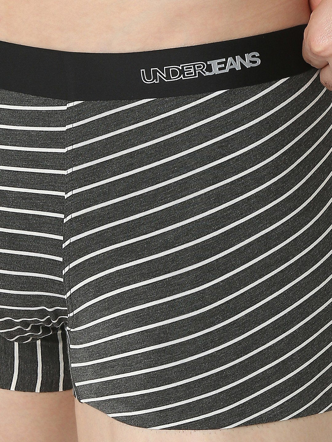 Men's Black Mid-Rise Printed Trunk