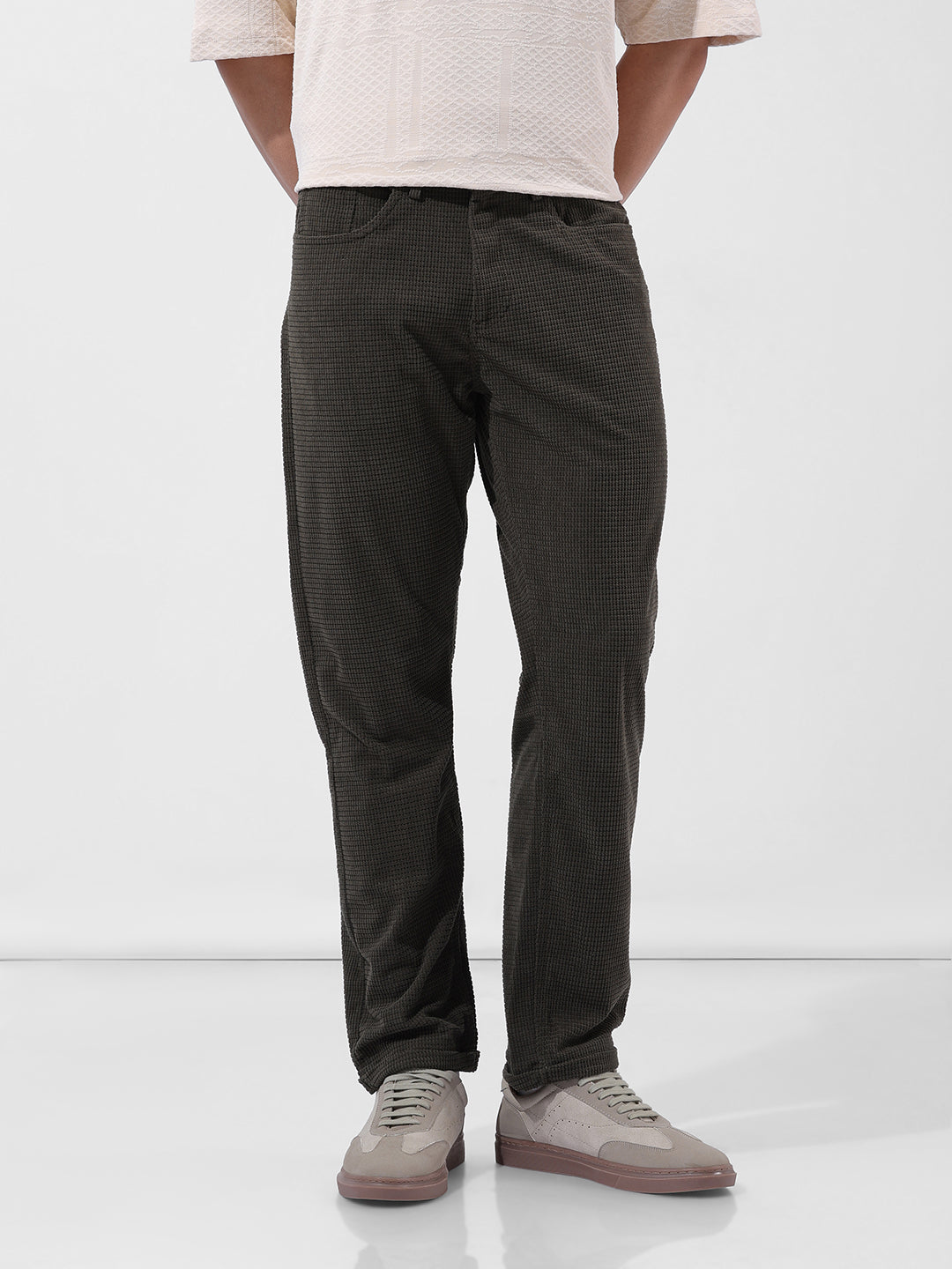 Men's Olive Casual Straight Fit Solid Trousers