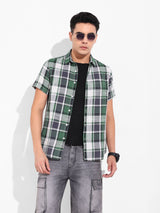 Men's Green Casual Slim Fit Round Neck Half Sleeves Shirt