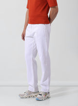 Men's White Straight Fit Solid Mid Rise Jeans