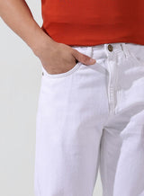 Men's White Straight Fit Solid Mid Rise Jeans