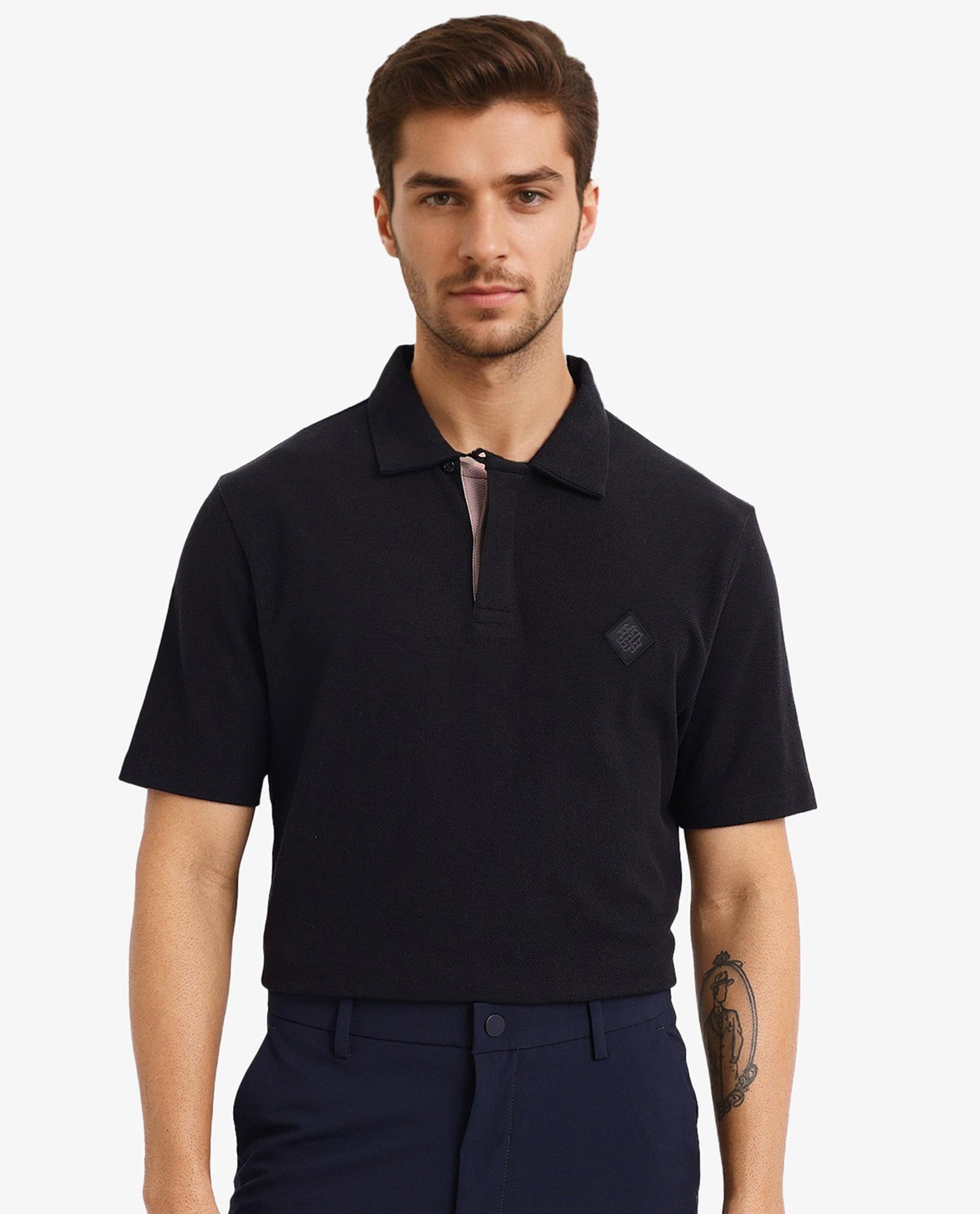 Men's Black Casual Regular Fit Solid Half Sleeves Polo Tshirt