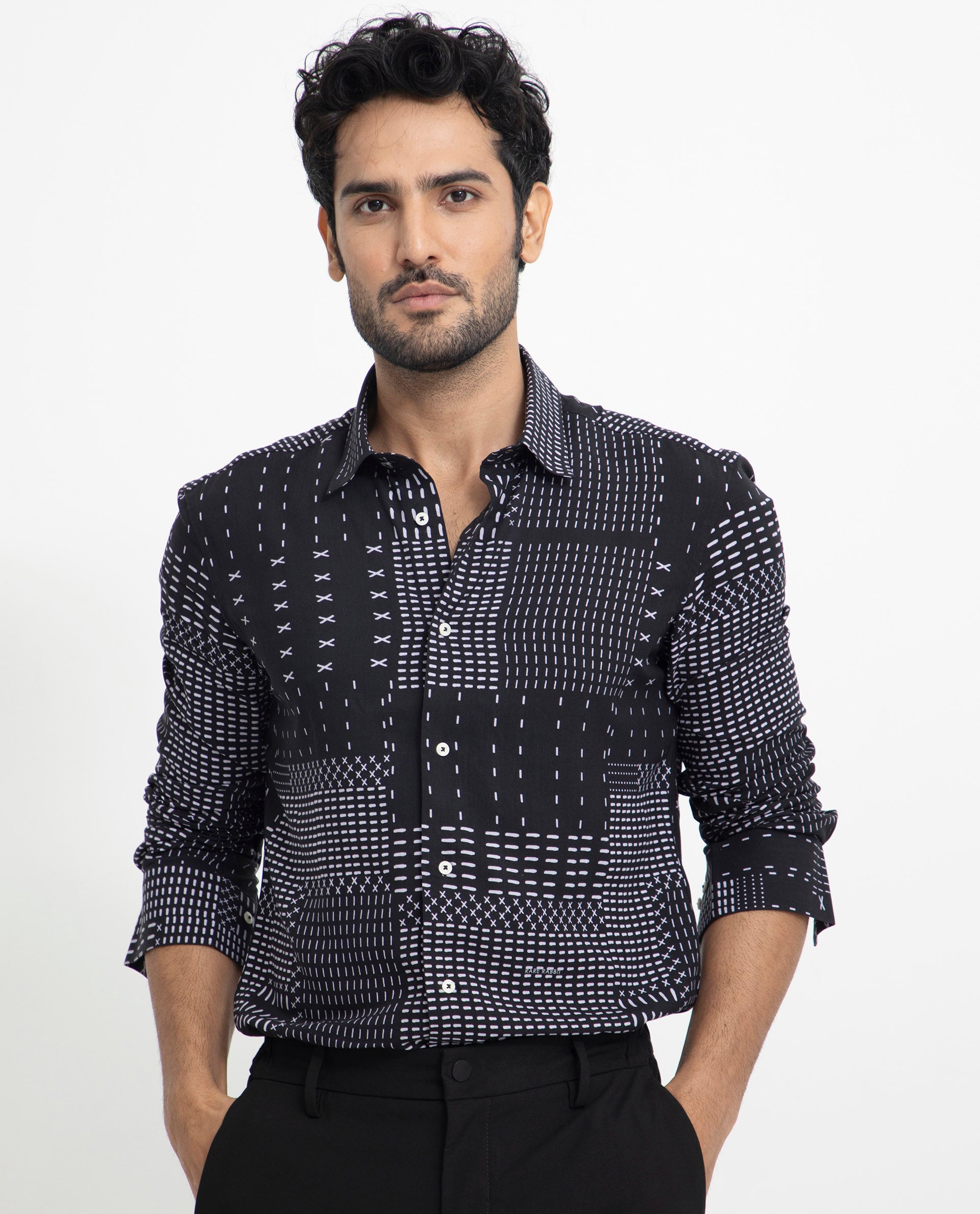 Men's Black Casual Regular Fit Printed Full Sleeves Shirt