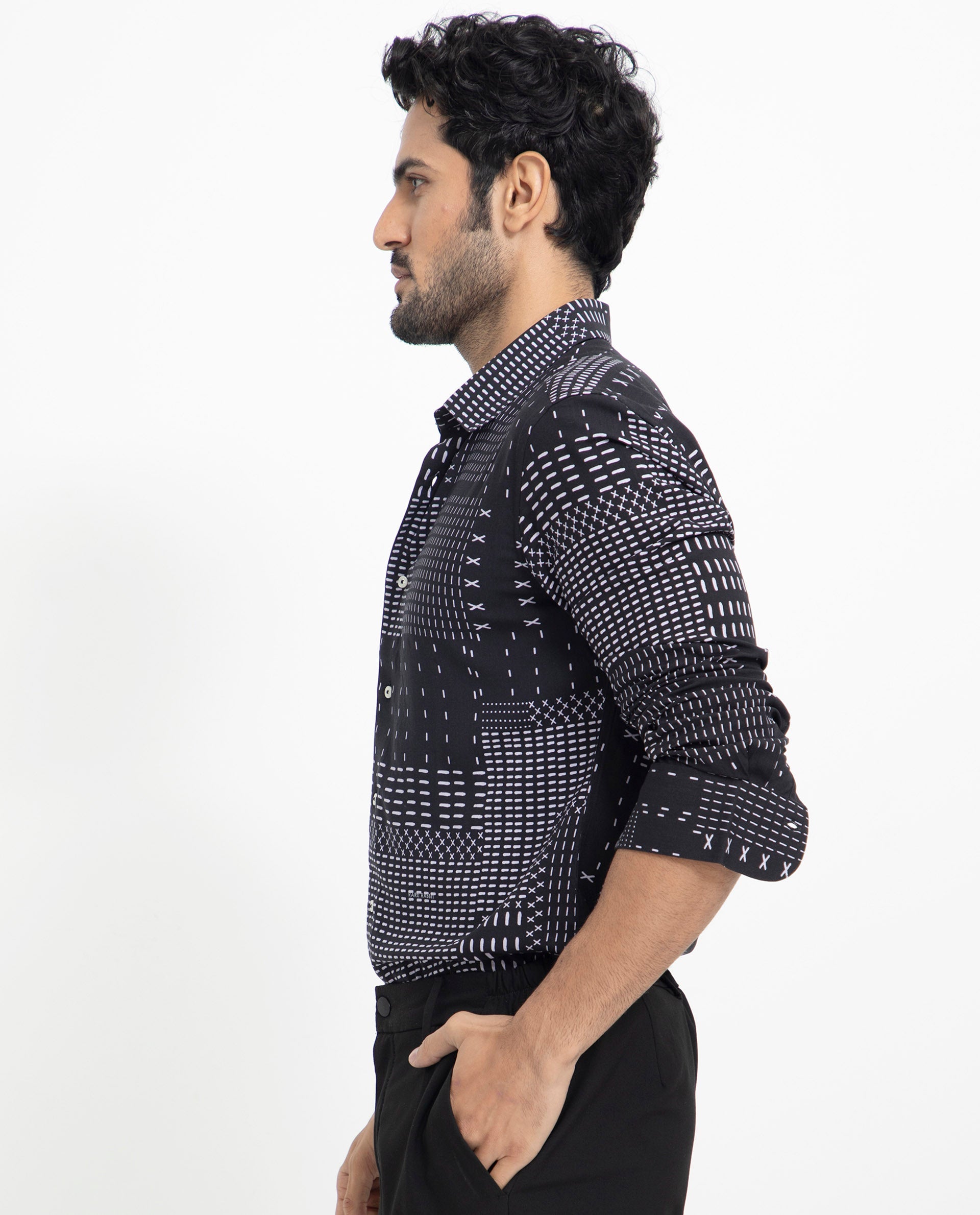 Men's Black Casual Regular Fit Printed Full Sleeves Shirt
