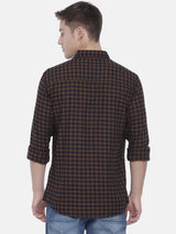 Men's Slim Fit Checkered Full Sleeves Spread Collar Casual Shirt