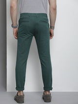 Men's Slim Fit Solid Mid Rise Stretchable Chinos