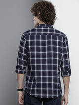 Men's Slim Fit Checkered Full Sleeves Spread Collar Casual Shirt