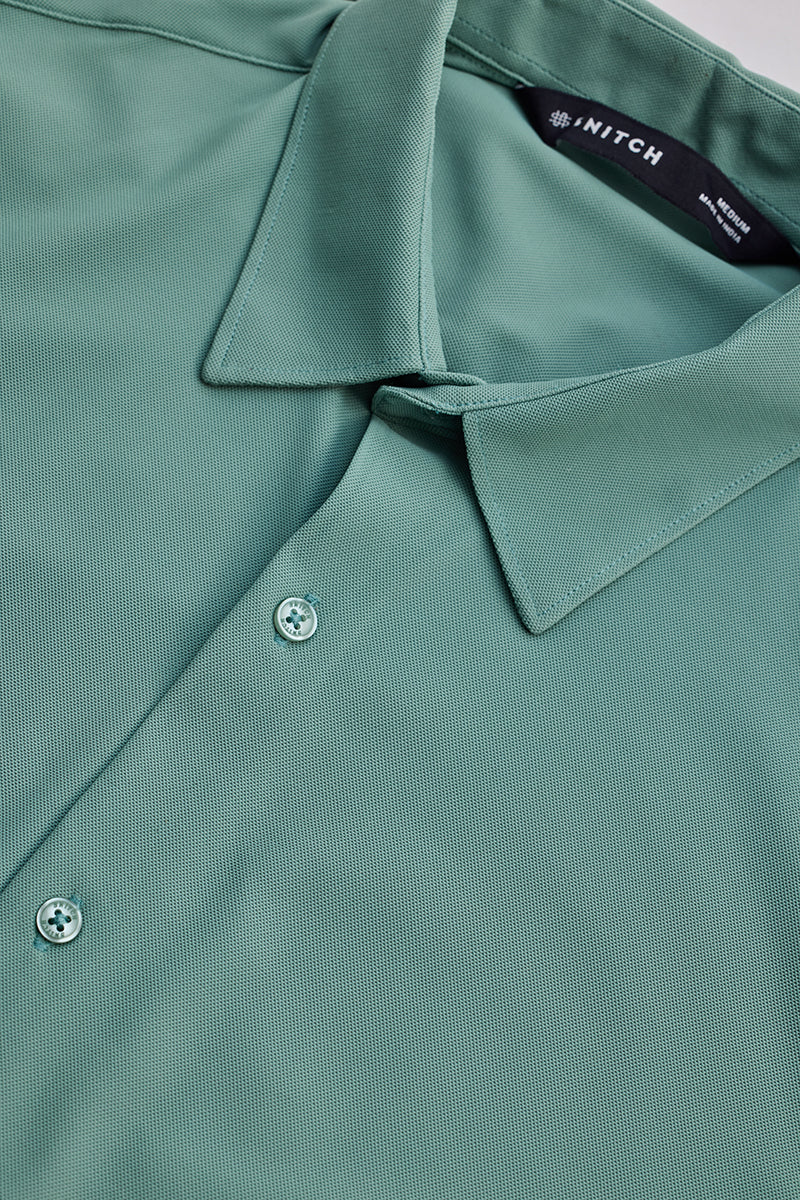 Men's Green Casual Slim Fit Solid Full Sleeves Shirt