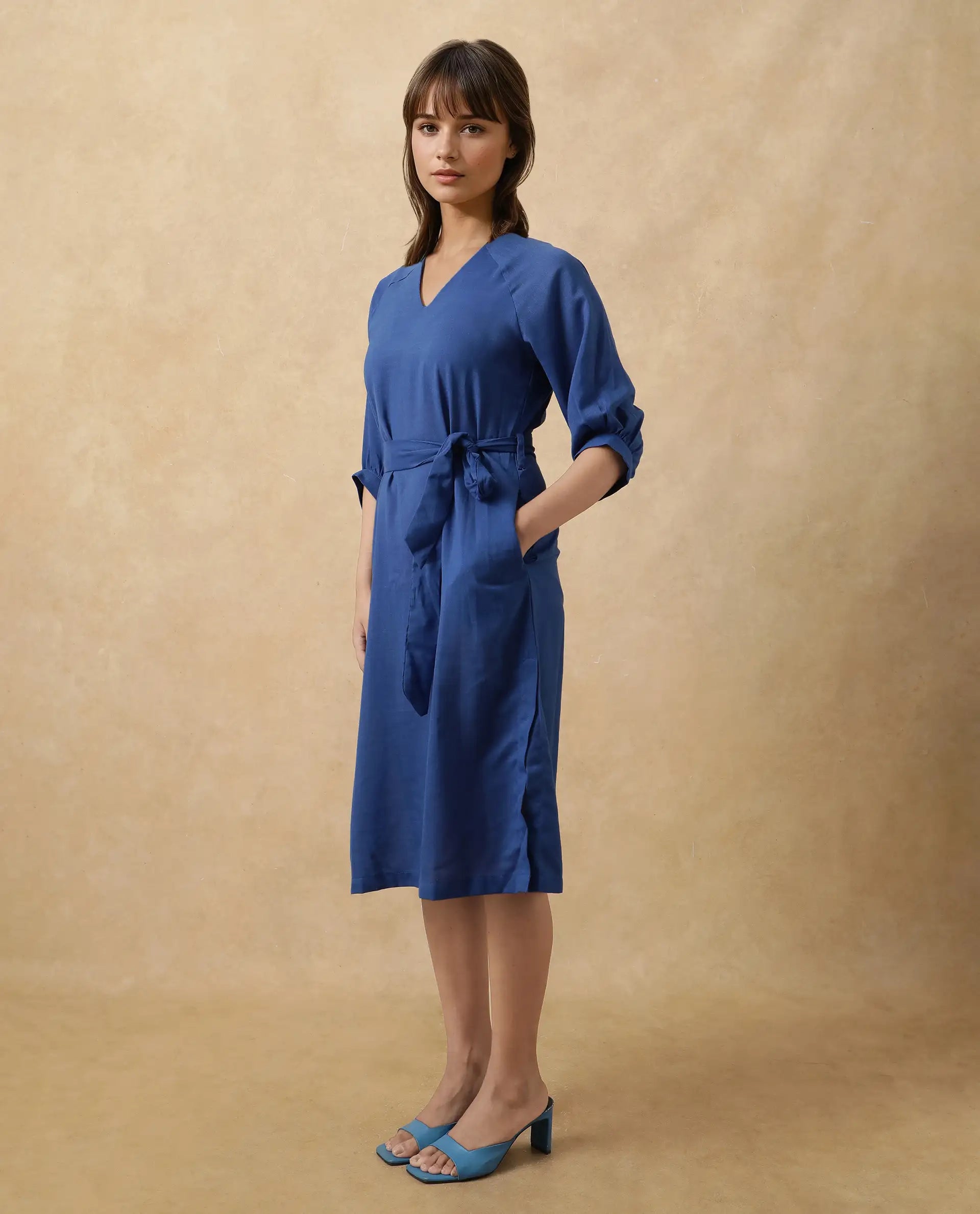 Women's Elarat Blue V-Neck Bishop Sleeve Plain A-Line Midi Dress