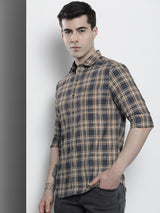 Men's Regular Fit Checkered Full Sleeves Cutaway Collar Casual Shirt