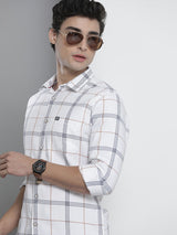 Men's Slim Fit Checkered Full Sleeves Spread Collar Casual Shirt