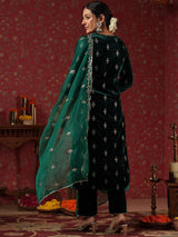Women's Ethnic Velvet Green Straight Kurta Set with Dupatta