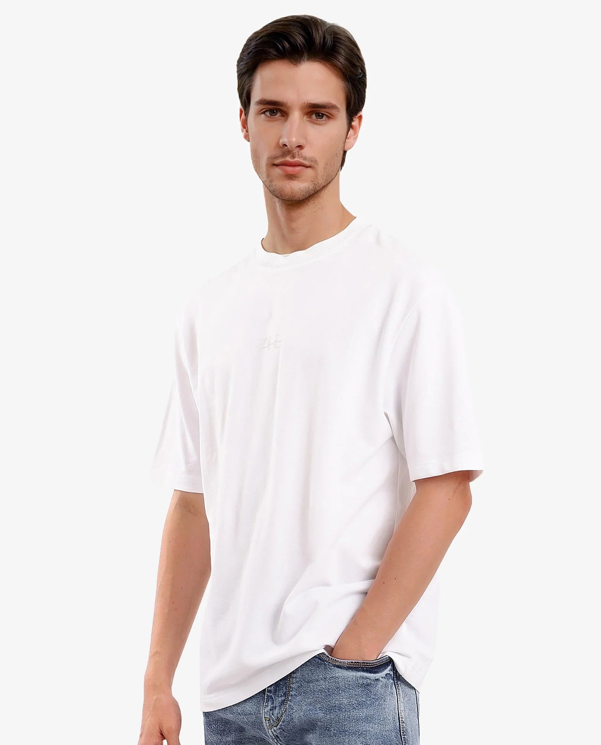 Men's White Casual Oversized Fit Solid Half Sleeves Tshirt
