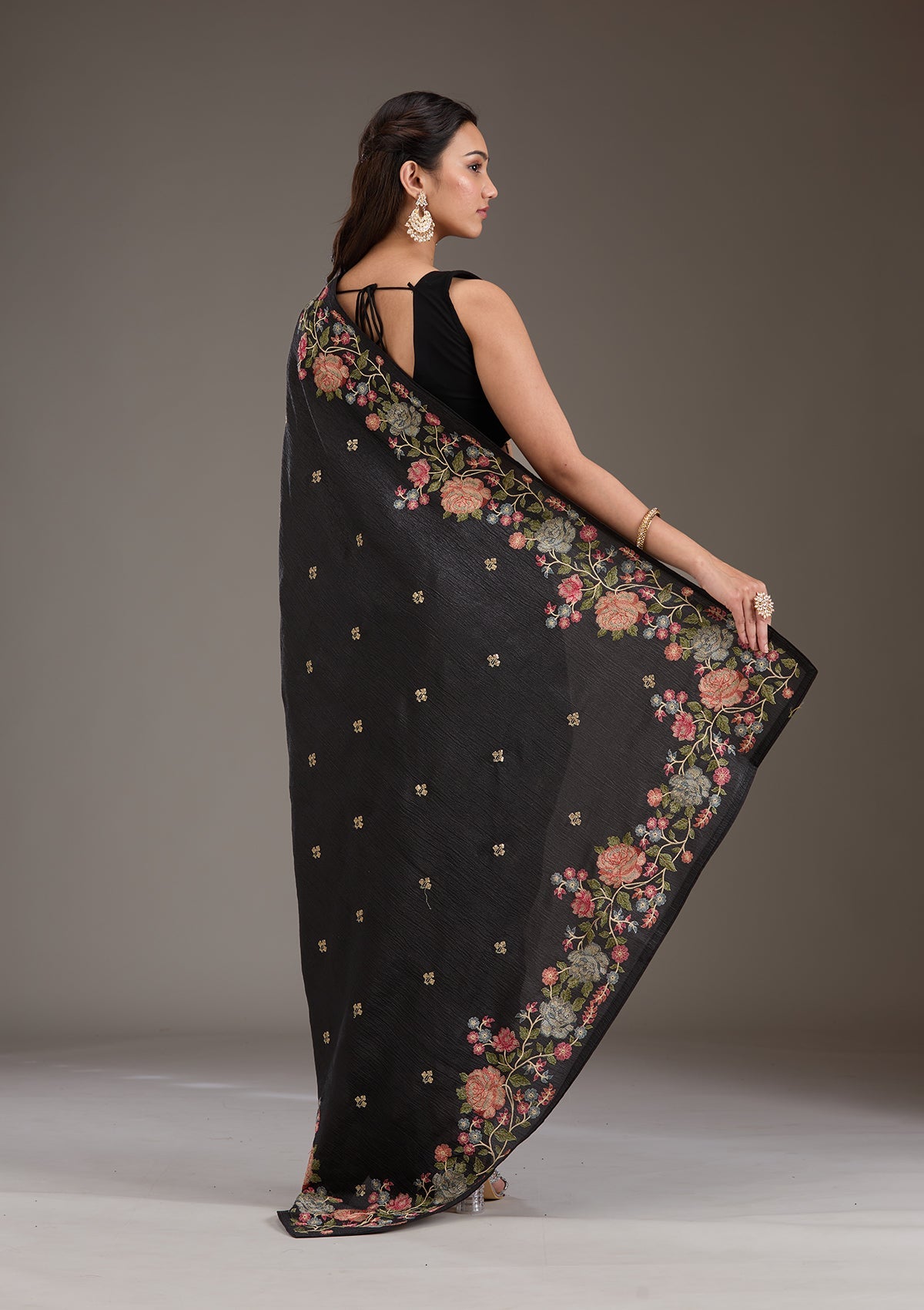 Women's Black Threadwork Tissue Saree