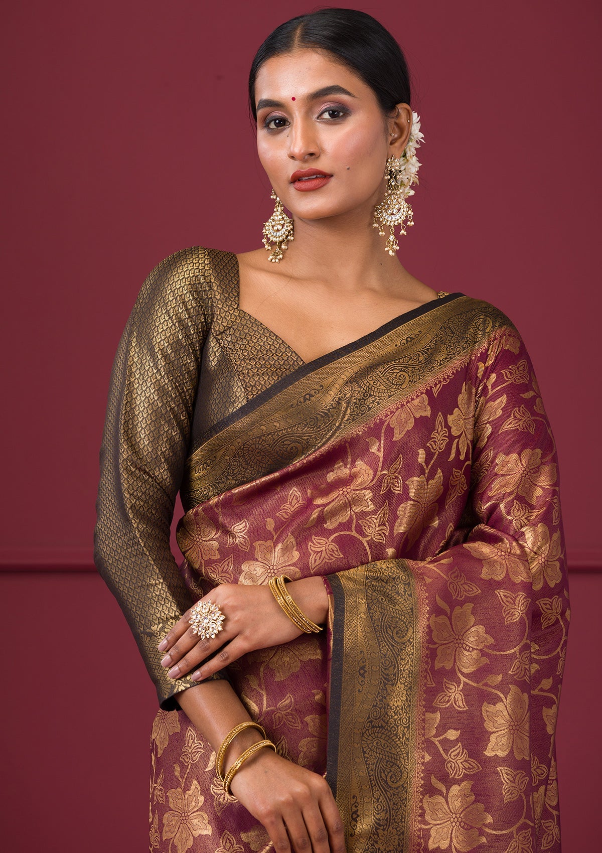 Women's Maroon Zariwork Soft Silk Saree