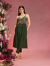 Women's Green Floral Embroidered Shoulder Straps Straight Kurta With Trouser