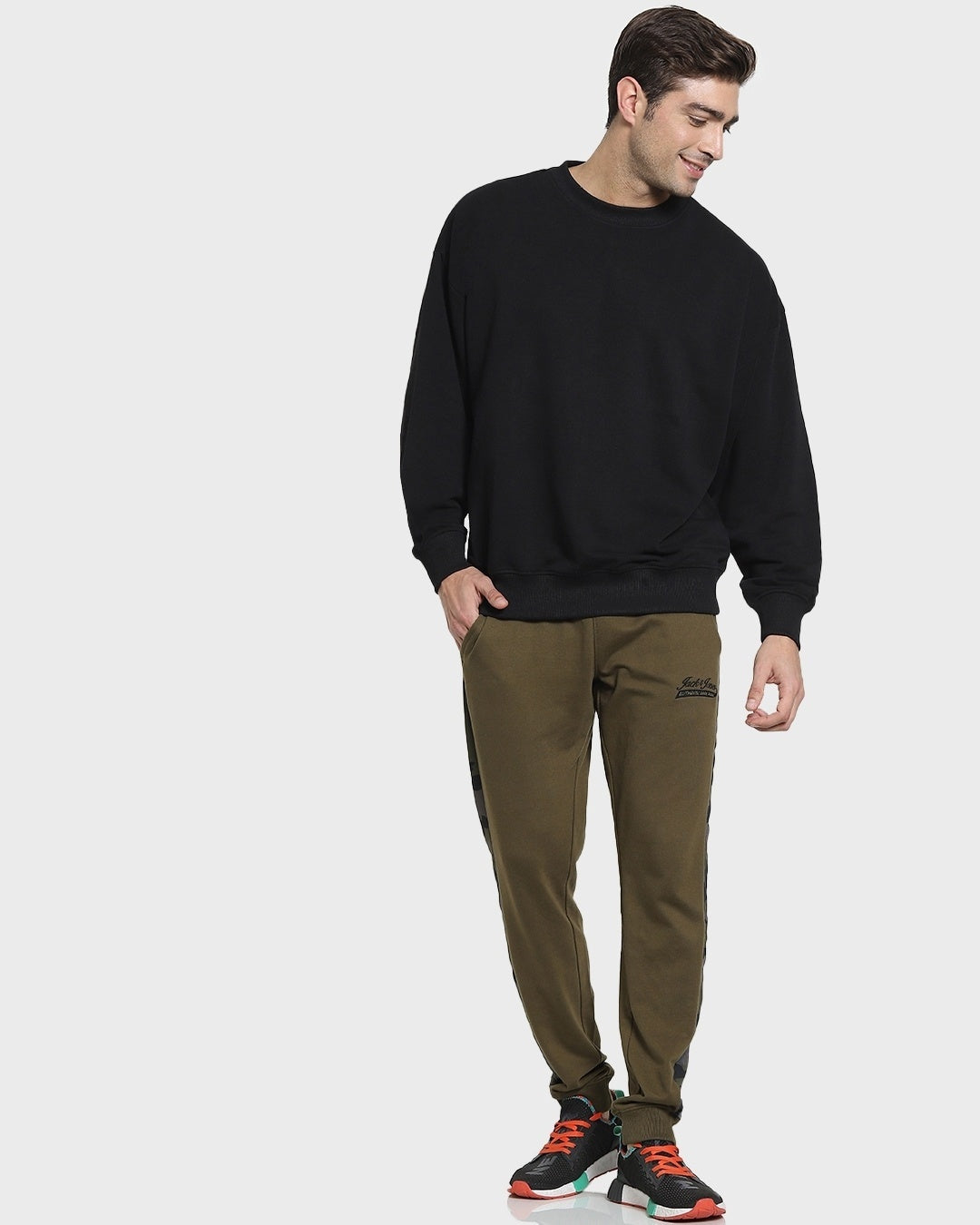 Men's Black Casual Oversized Full Sleeves Sweatshirt