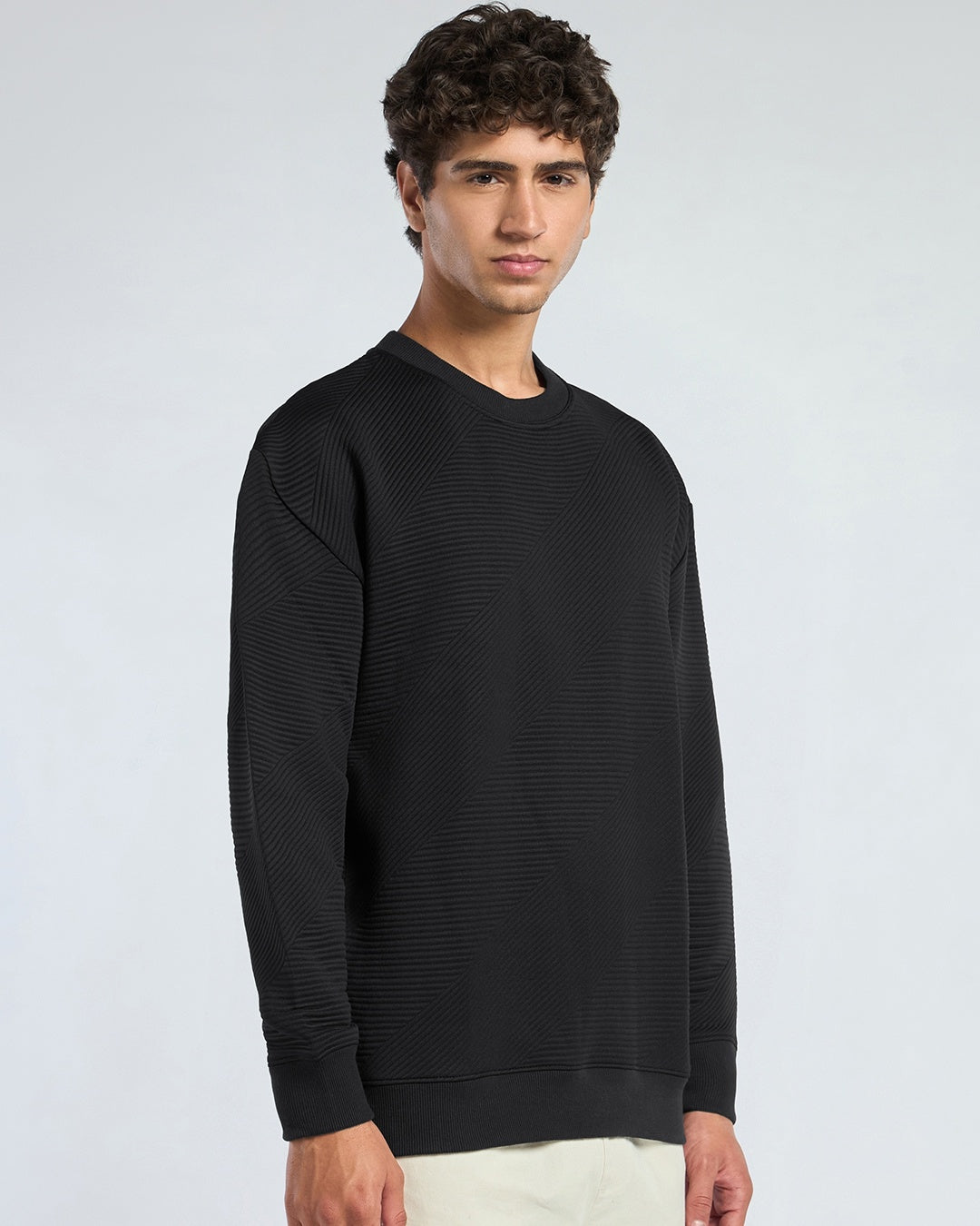 Men's Black Textured Oversized Full Sleeves Sweatshirt