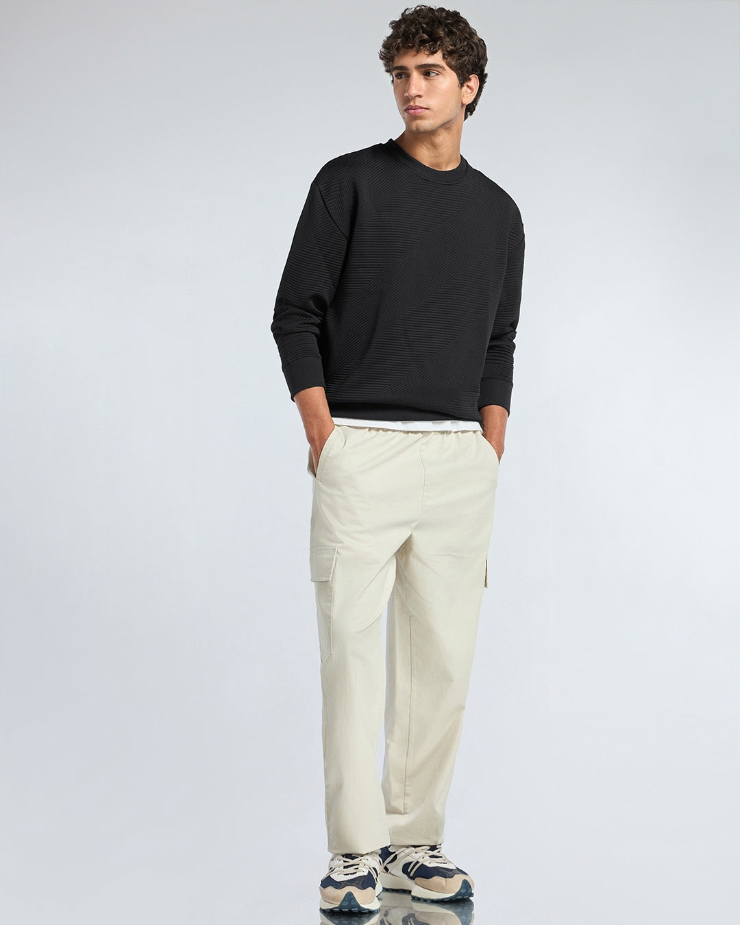 Men's Black Textured Oversized Full Sleeves Sweatshirt