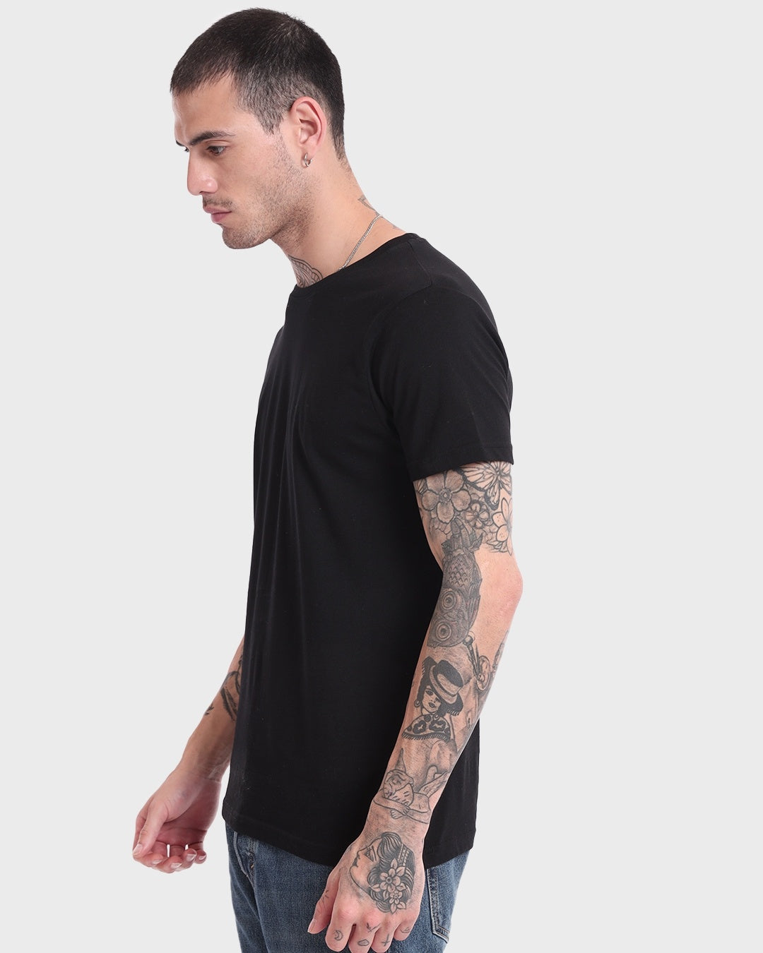 Men's  Casual Regular Fit Solid Half Sleeves Tshirt
