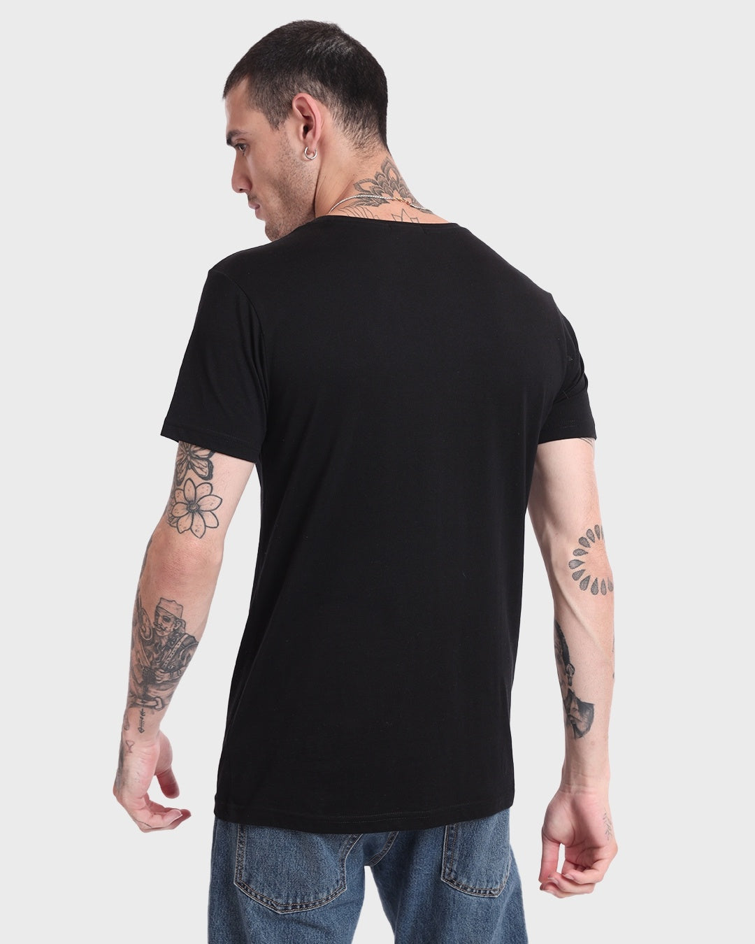 Men's  Casual Regular Fit Solid Half Sleeves Tshirt