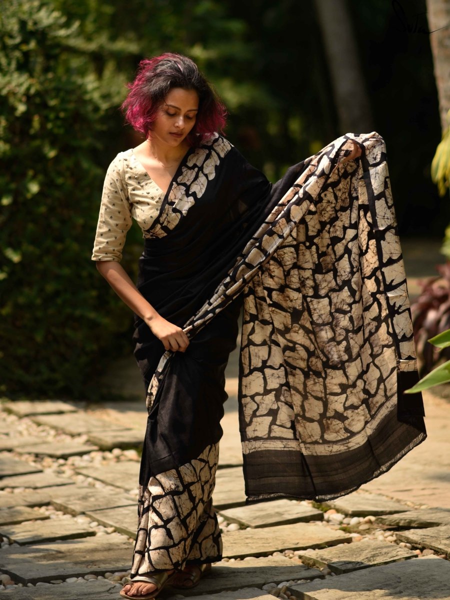 Women's Black Mulberry Silk Saree