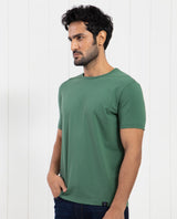 Men's Green Casual Slim Fit Solid Half Sleeves Tshirt