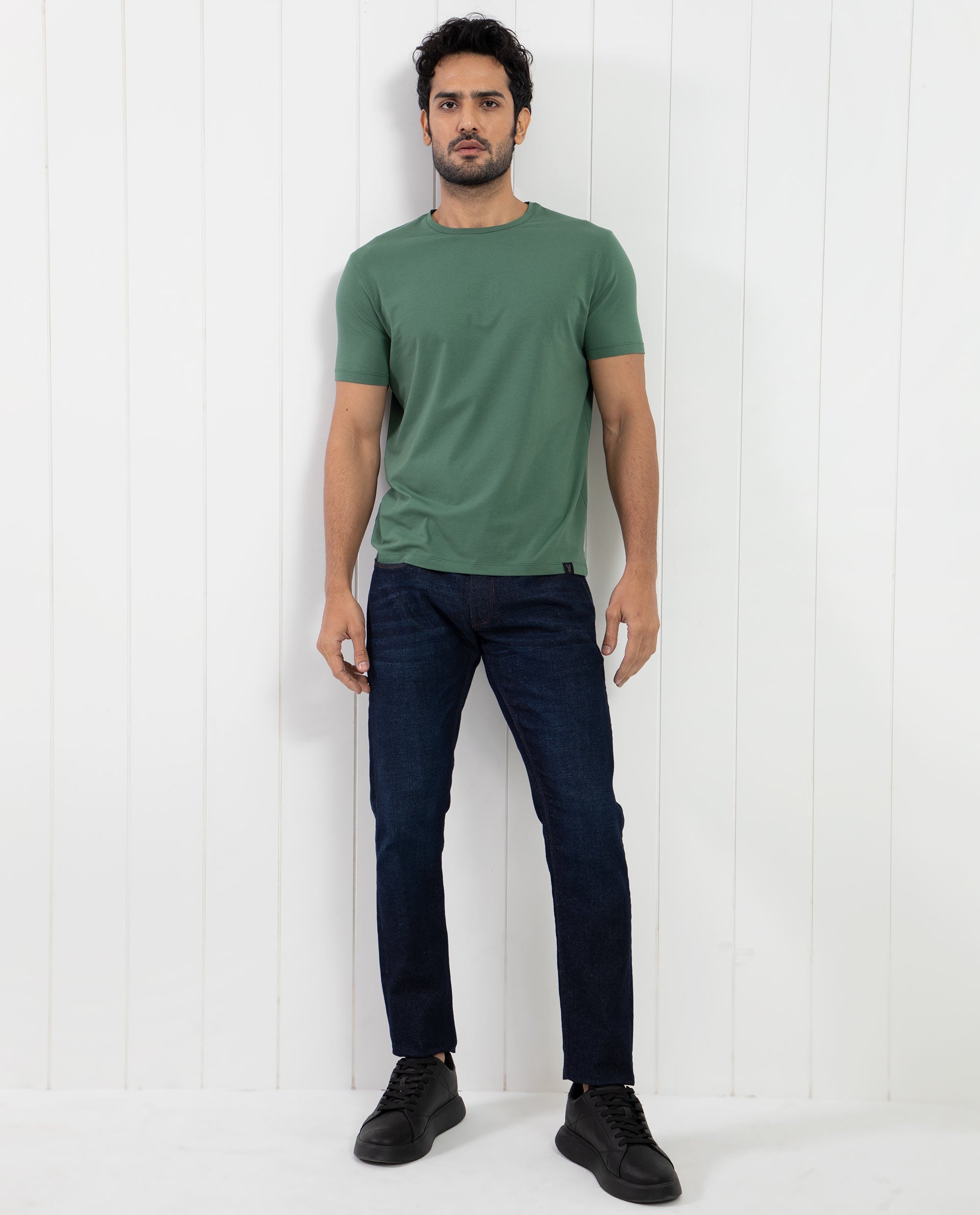 Men's Green Casual Slim Fit Solid Half Sleeves Tshirt