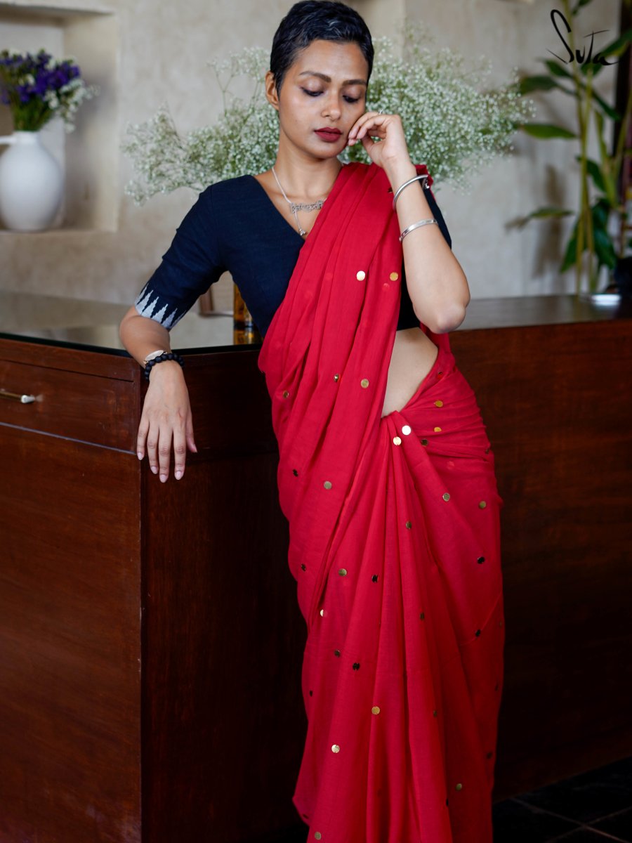 Women's Red Mul Cotton Saree